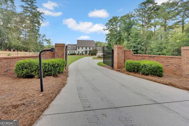2880 Emerald Drive, Jonesboro, GA 30236
