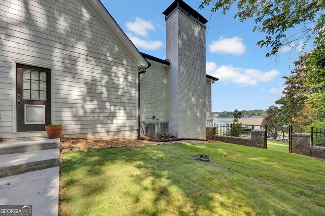 2880 Emerald Drive, Jonesboro, GA 30236
