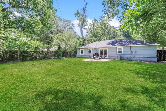 1208 PERKINS TER, Memphis, TN 38117