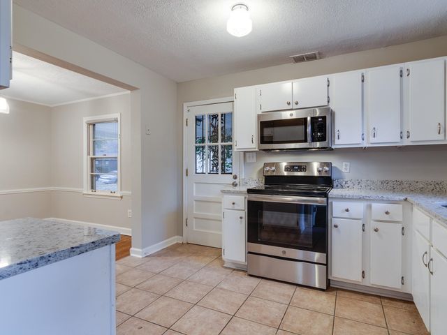 1208 PERKINS TER, Memphis, TN 38117