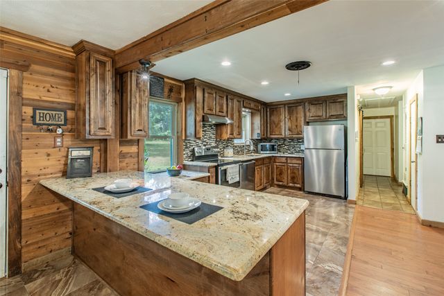 4105 County Road 310, Cleburne, TX 76031
