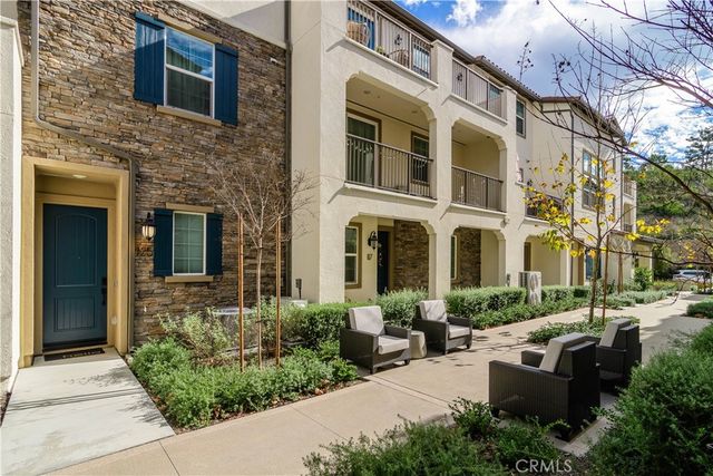 125 Lugo Lane, Mission Viejo, CA 92692