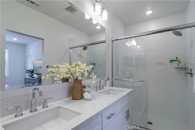 125 Lugo Lane, Mission Viejo, CA 92692