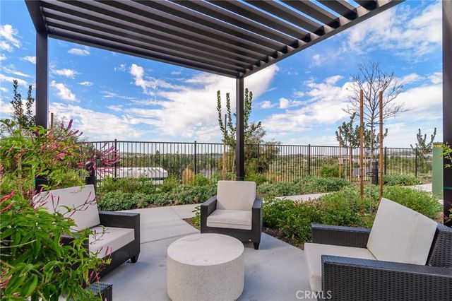 125 Lugo Lane, Mission Viejo, CA 92692