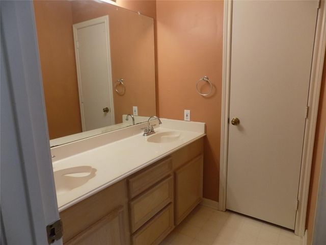 22623 River Birch Drive, Tomball, TX 77375