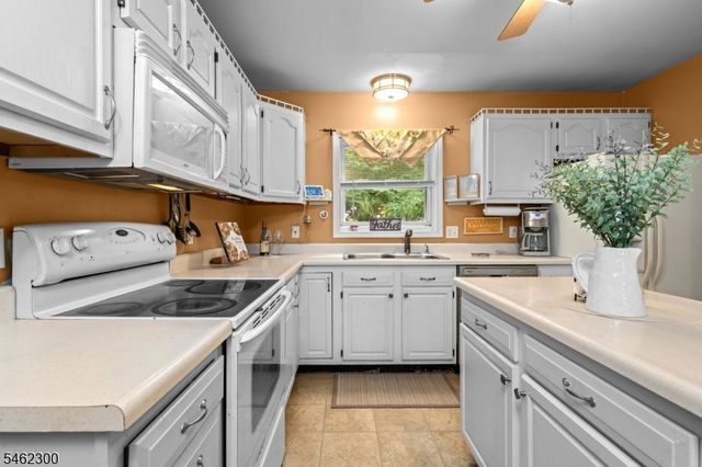 28 Alpine Dr, Denville Twp., NJ 07834
