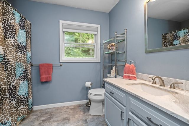 28 Alpine Dr, Denville Twp., NJ 07834