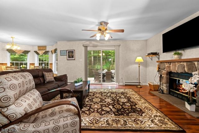 28 Alpine Dr, Denville Twp., NJ 07834