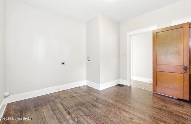 1205 W Ashland Ave, Louisville, KY 40215