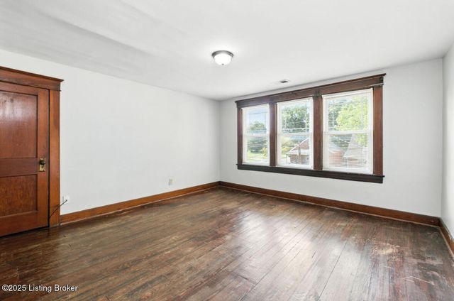 1205 W Ashland Ave, Louisville, KY 40215