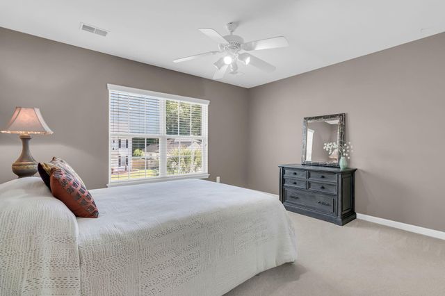 153 Oakbluff Road, Summerville, SC 29485