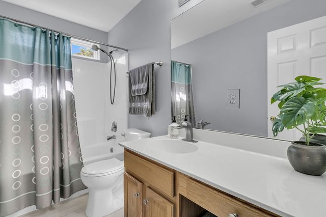 153 Oakbluff Road, Summerville, SC 29485