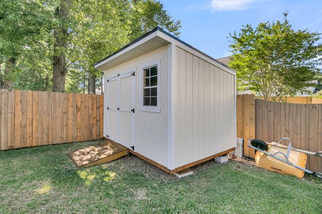 153 Oakbluff Road, Summerville, SC 29485
