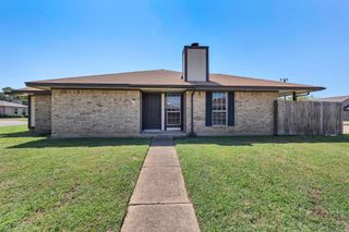 2324 Lido Lane, Arlington, TX 76015
