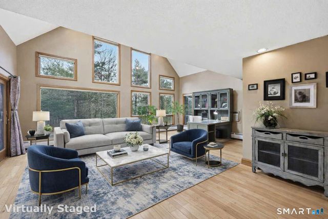 13 Woodland Drive, Canton, CT 06019