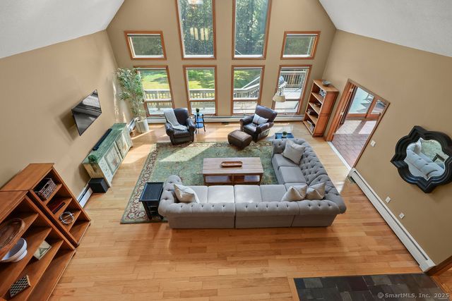 13 Woodland Drive, Canton, CT 06019