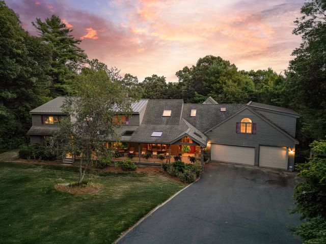 13 Woodland Drive, Canton, CT 06019