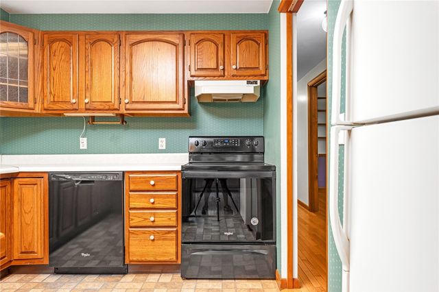 590 Shannock Road, South Kingstown, RI 02879