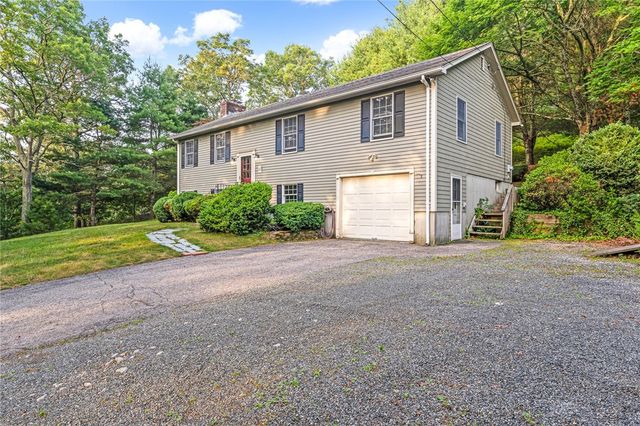 590 Shannock Road, South Kingstown, RI 02879