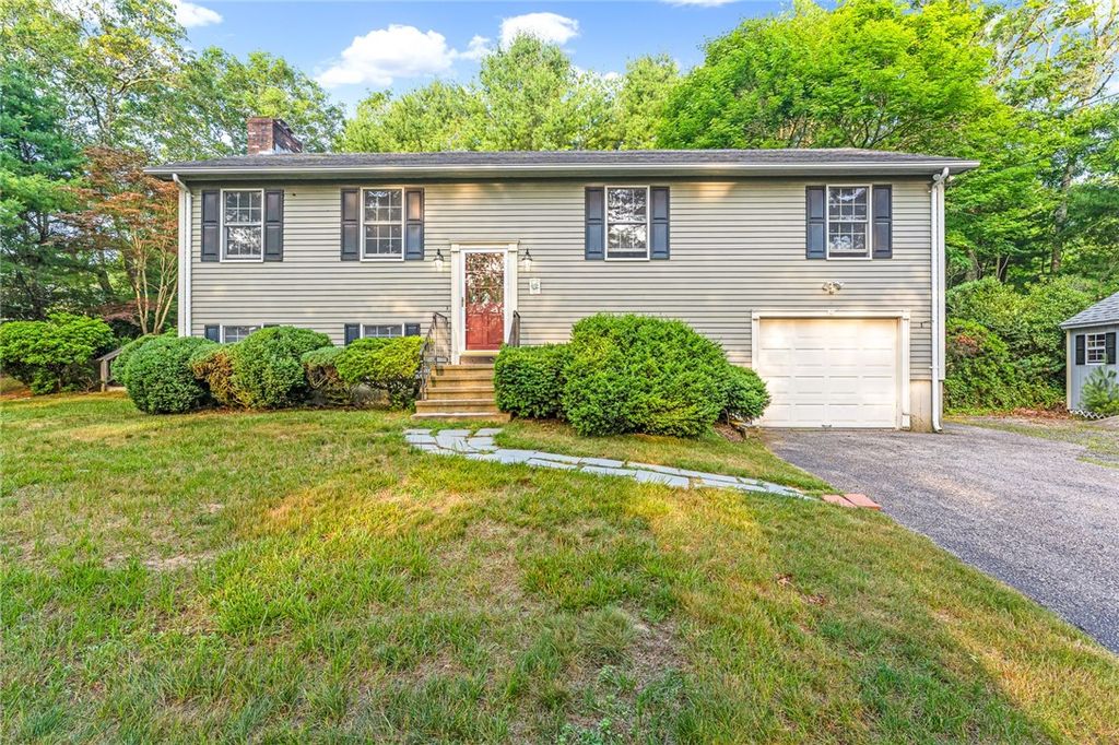 590 Shannock Road, South Kingstown, RI 02879