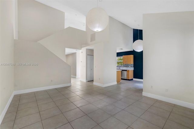 9820 NW 24th Ct, Sunrise, FL 33322