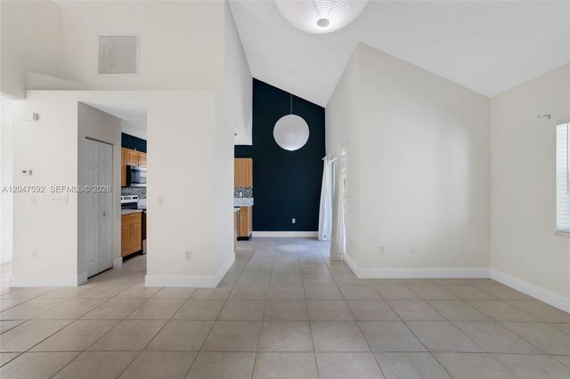9820 NW 24th Ct, Sunrise, FL 33322