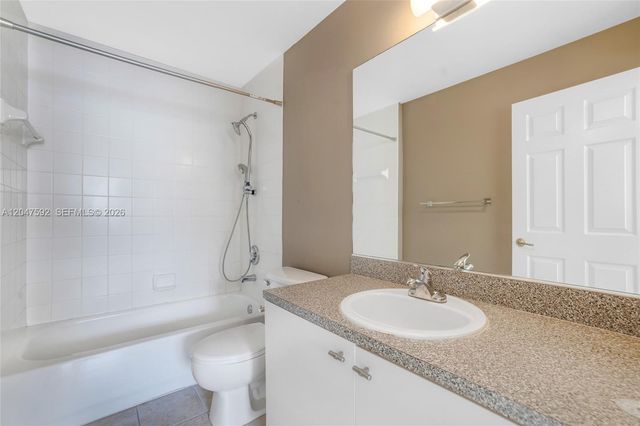 9820 NW 24th Ct, Sunrise, FL 33322