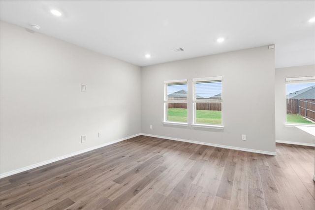 707 Sunlight Loop, Princeton, TX 75407