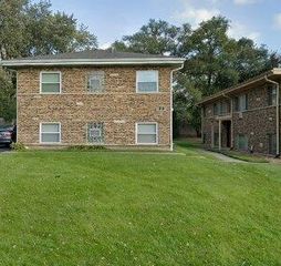 29 Greenwood Street A, Glen Ellyn, IL 60137