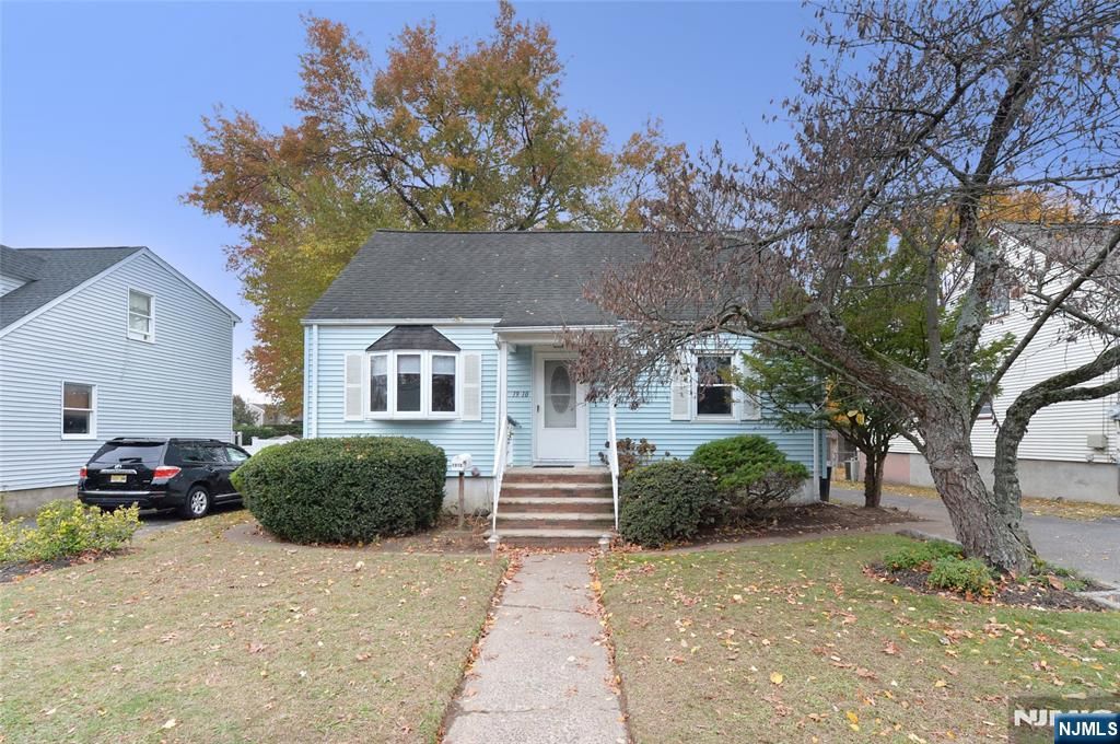 19-10 Saddle River Road, Fair Lawn, NJ 07410