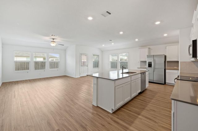 705 Bluejack WAY, Hutto, TX 78634