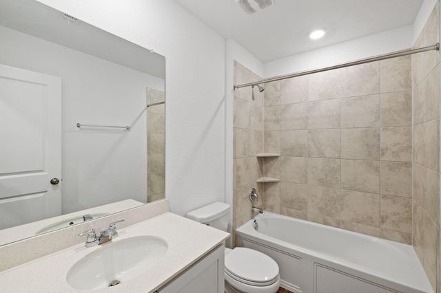 705 Bluejack WAY, Hutto, TX 78634