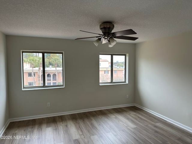 5375 ORTEGA FARMS Boulevard 1105, Jacksonville, FL 32210