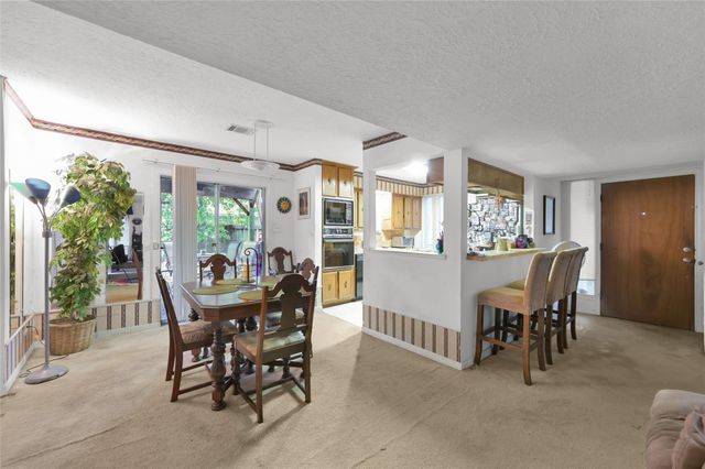 423 Paradise Lane, Montgomery, TX 77356