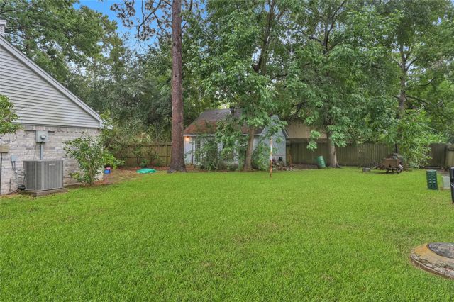 423 Paradise Lane, Montgomery, TX 77356