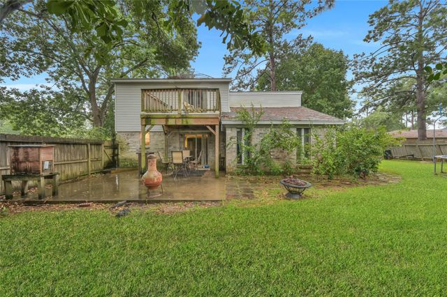 423 Paradise Lane, Montgomery, TX 77356