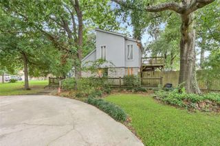 423 Paradise Lane, Montgomery, TX 77356
