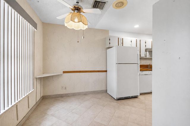5241 Privet Place B, Delray Beach, FL 33484