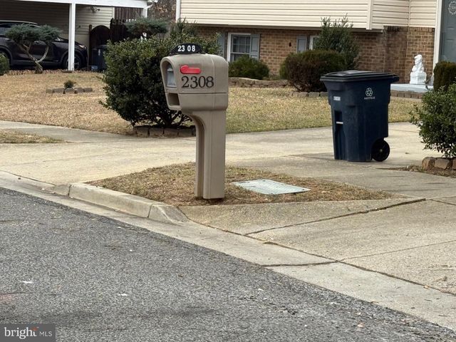 2308 OLD FORT HILLS DR, Fort Washington, MD 20744