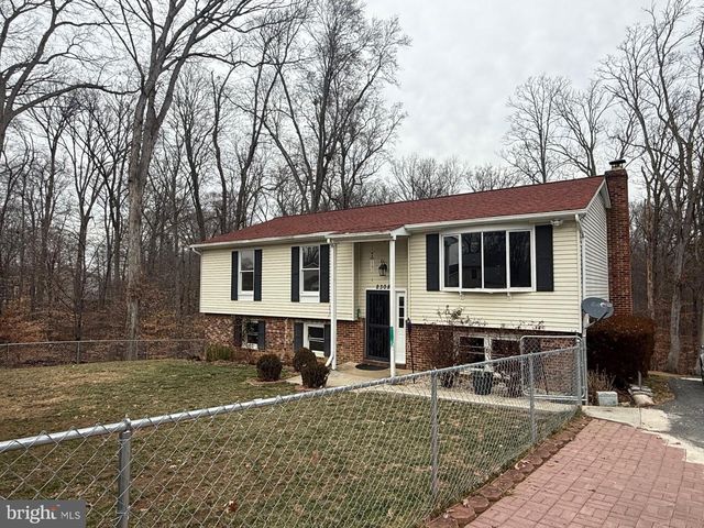 2308 OLD FORT HILLS DR, Fort Washington, MD 20744