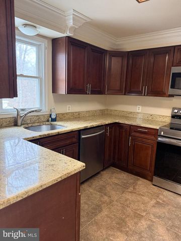 2308 OLD FORT HILLS DR, Fort Washington, MD 20744