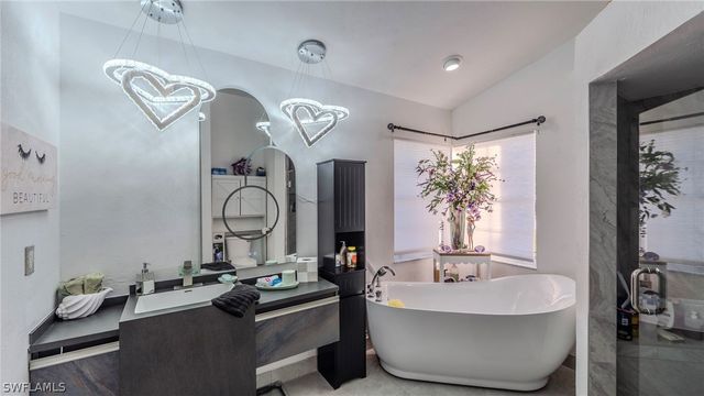 22690 Island Lakes DR, Estero, FL 33928