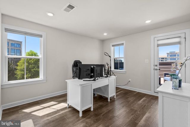 12998 HATTONTOWN SQ, Herndon, VA 20171