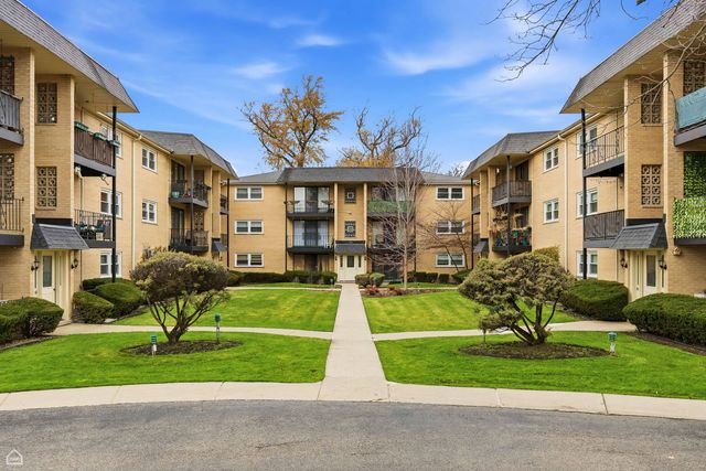 6568 W Roscoe Street 2N, Chicago, IL 60634