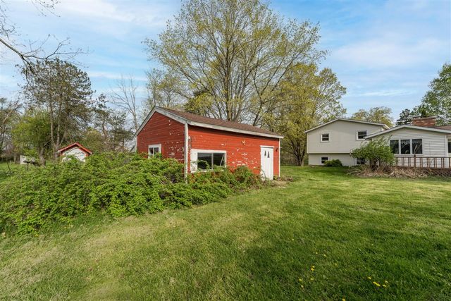 9027 W V Avenue, Schoolcraft, MI 49087