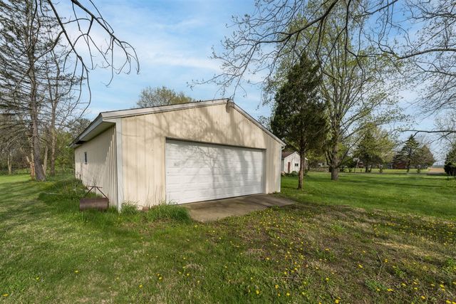 9027 W V Avenue, Schoolcraft, MI 49087