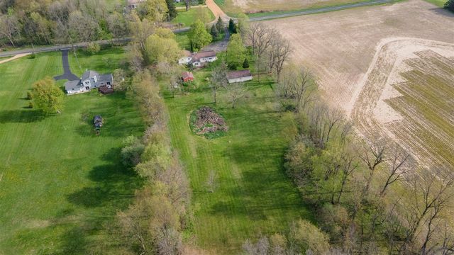 9027 W V Avenue, Schoolcraft, MI 49087
