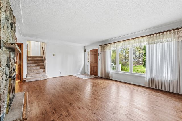 9027 W V Avenue, Schoolcraft, MI 49087