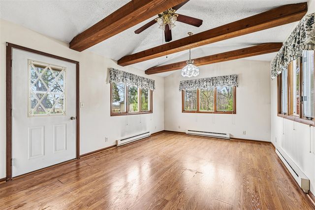 9027 W V Avenue, Schoolcraft, MI 49087