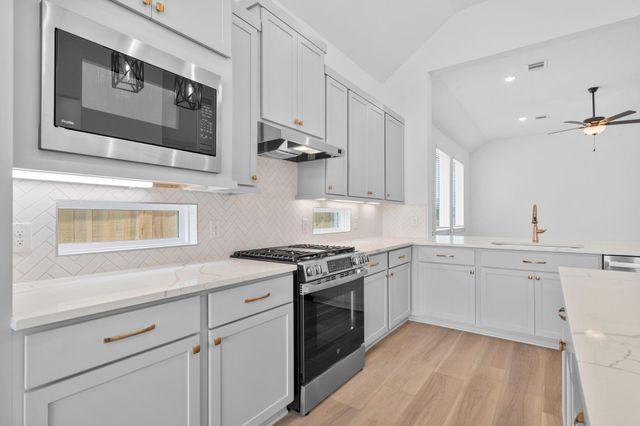 22203 Hercules Club Lane, Cypress, TX 77433